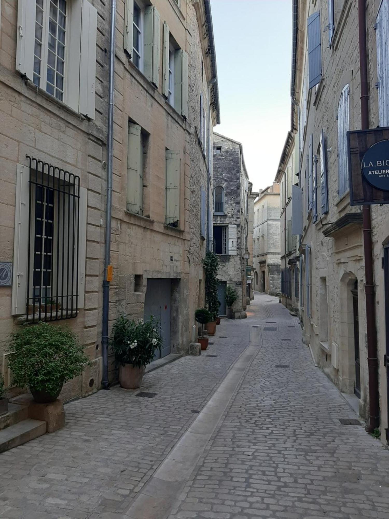 Appartement Avec Grand Jardin Et Parking, Uzès المظهر الخارجي الصورة